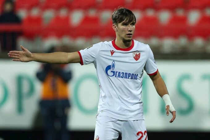 Vasilije Kostov u dresu Crvene zvezde
